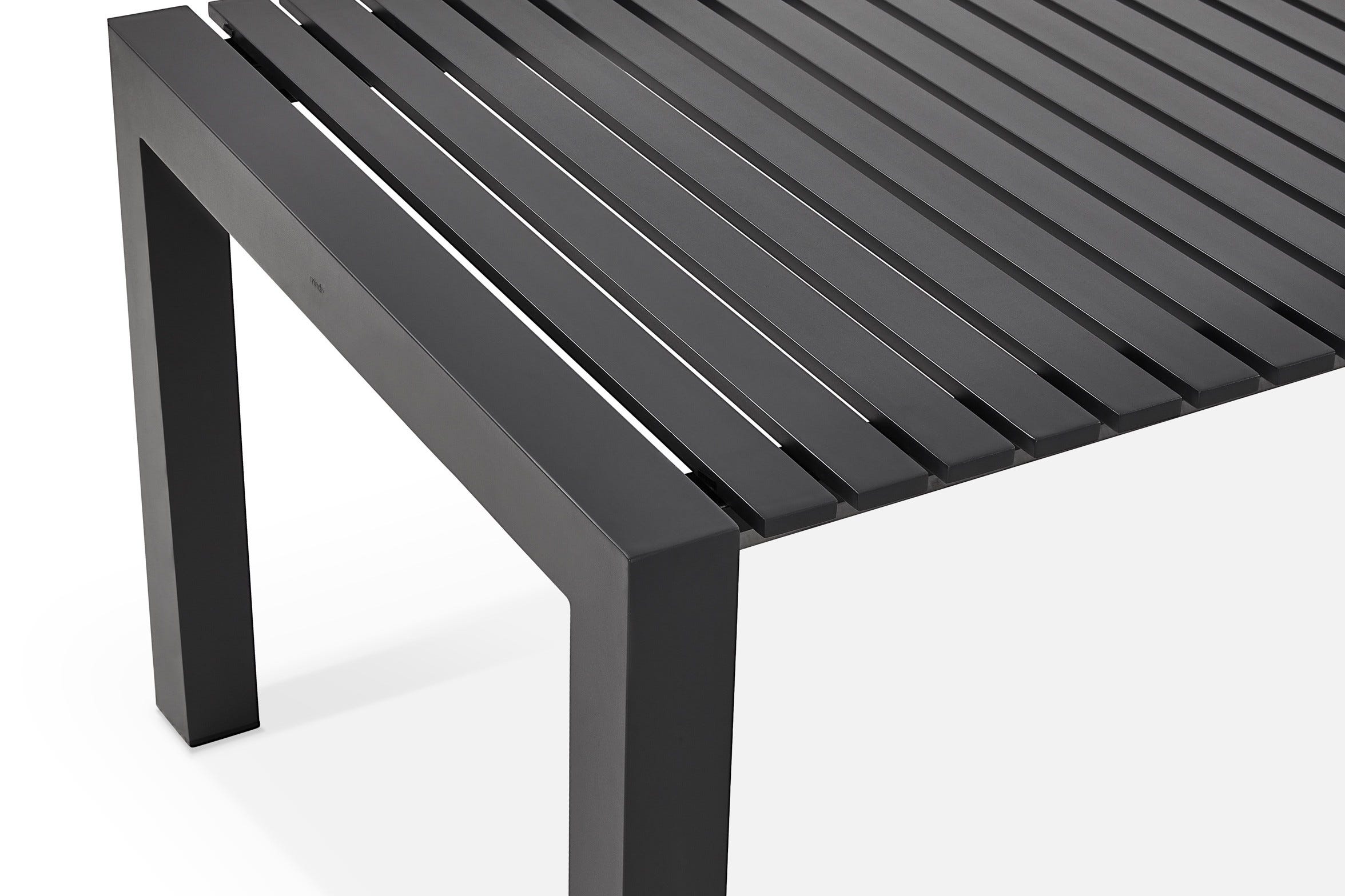 Unzip, Outdoor Extendable Table | Jardin de Ville Unzip, Outdoor Extendable Table | Jardin de Ville