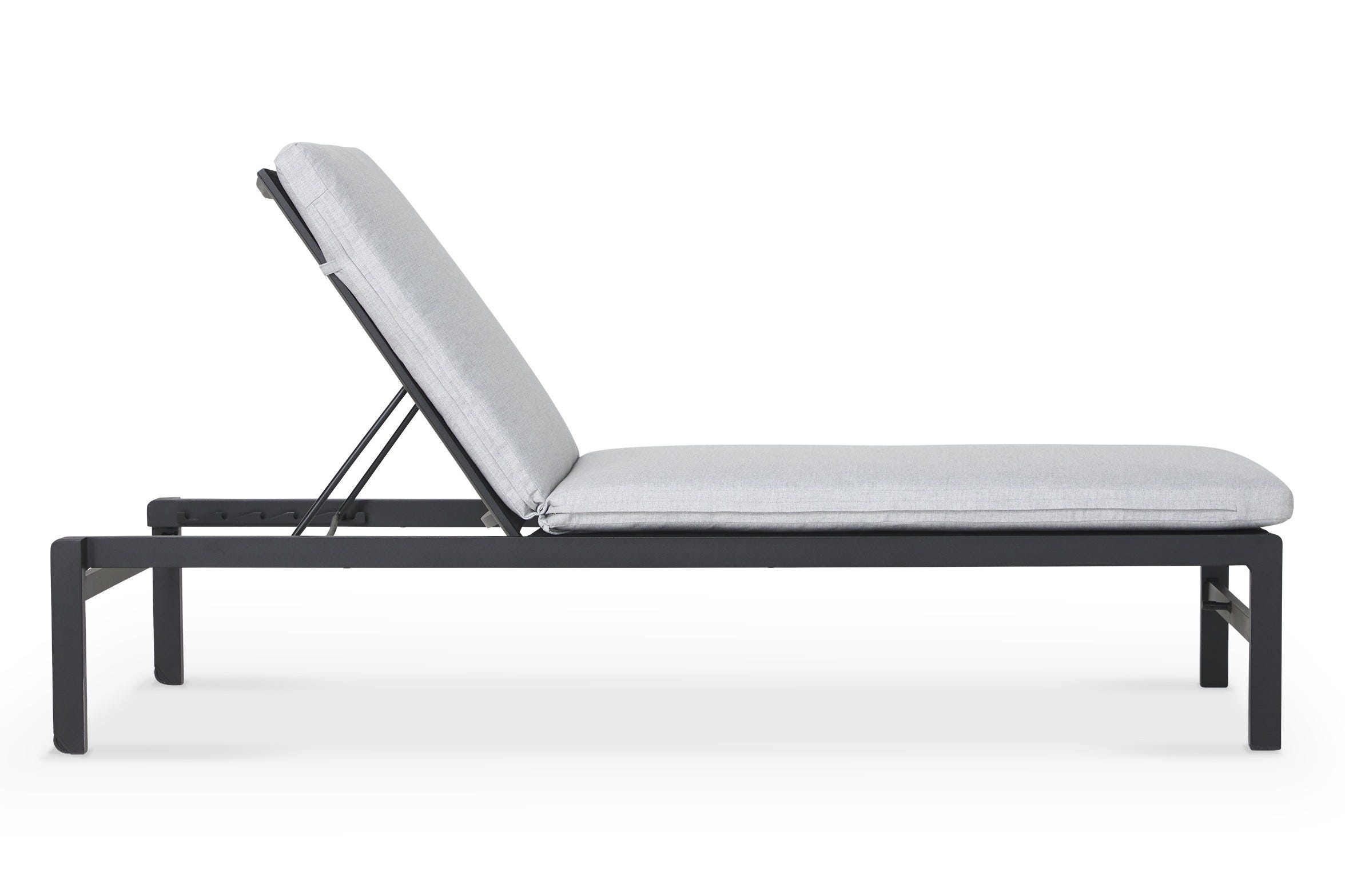 State Lounger With Cushion