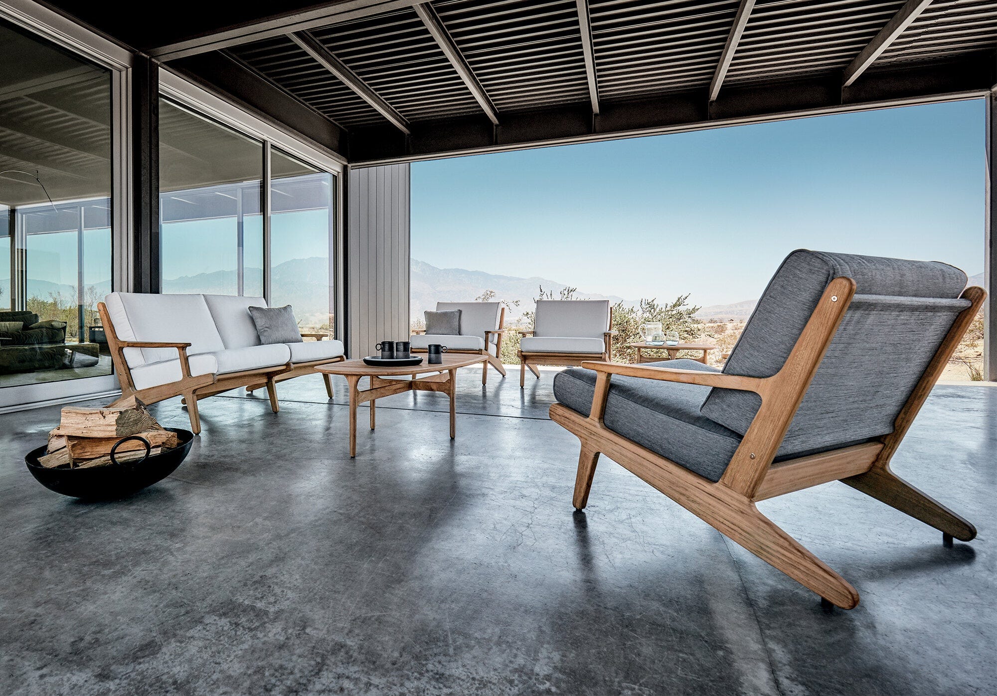 Gloster teak chairs 2025