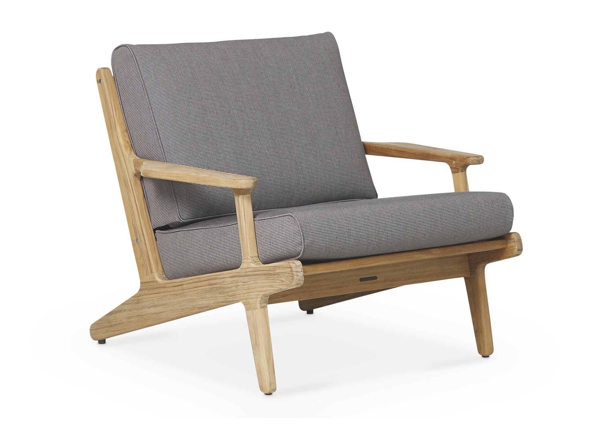 Bay Outdoor Teak Lounge Chair by Gloster Jardin de Ville
